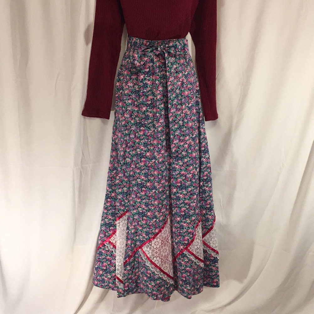 Vintage floral cotton and lace maxi skirt with tie